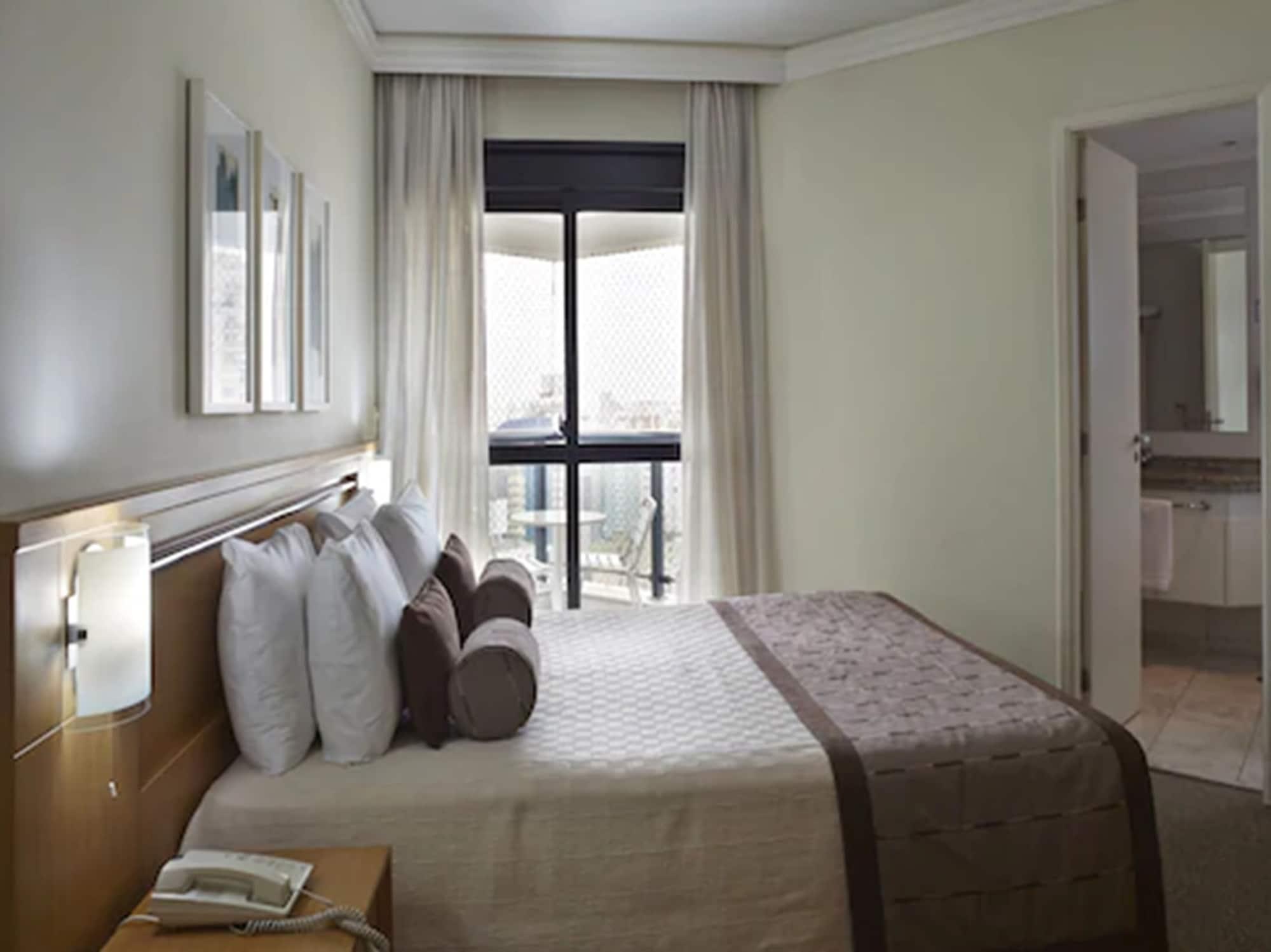 Transamerica Paradise Garden Hotel